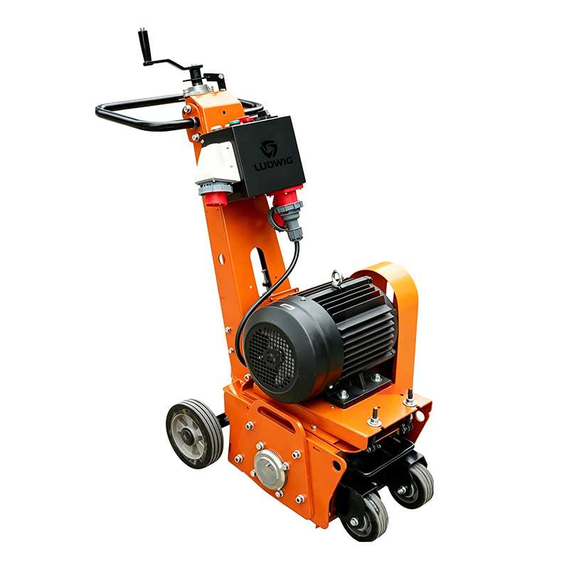 UM-ZF100